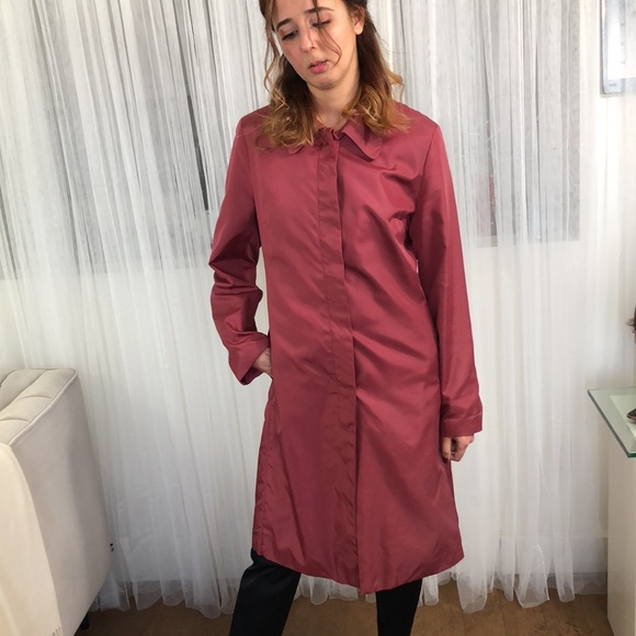 21. In wear coat - Picture 8 of 16